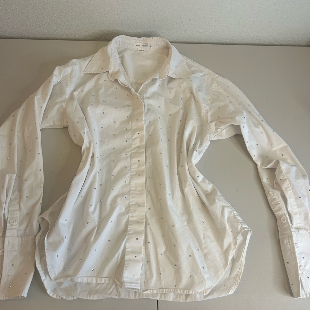 Good American bidazzle White Button-Up Shirt with Subtle Pattern